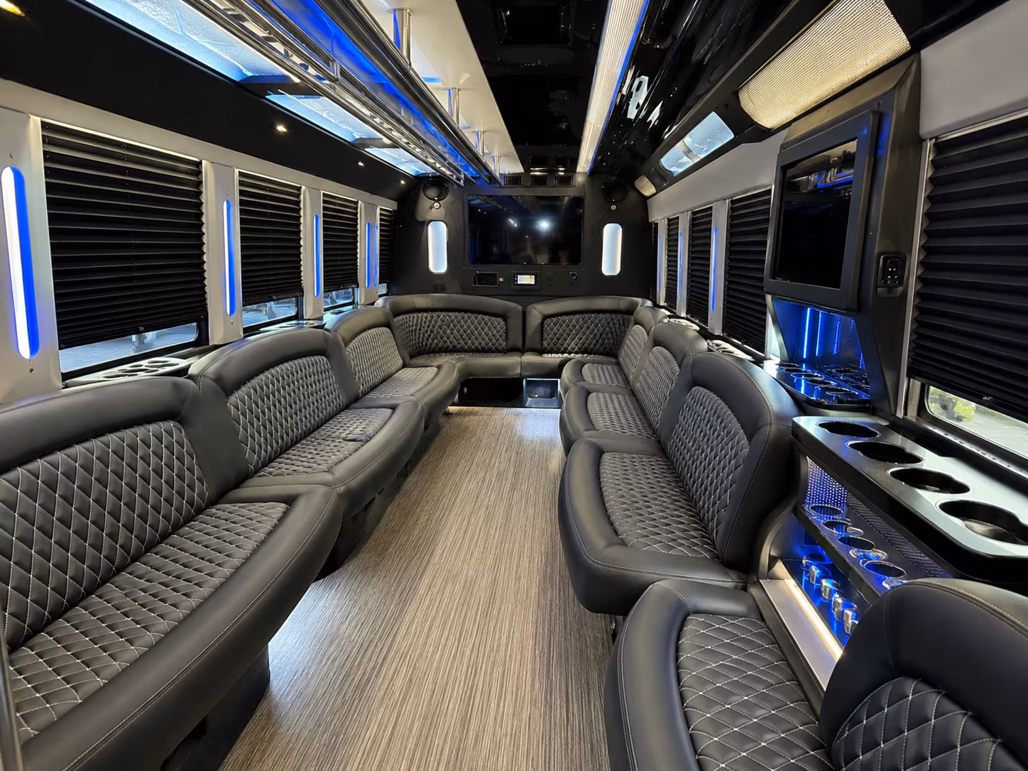 Chula Vista Homecoming & Prom Party Bus Rentals