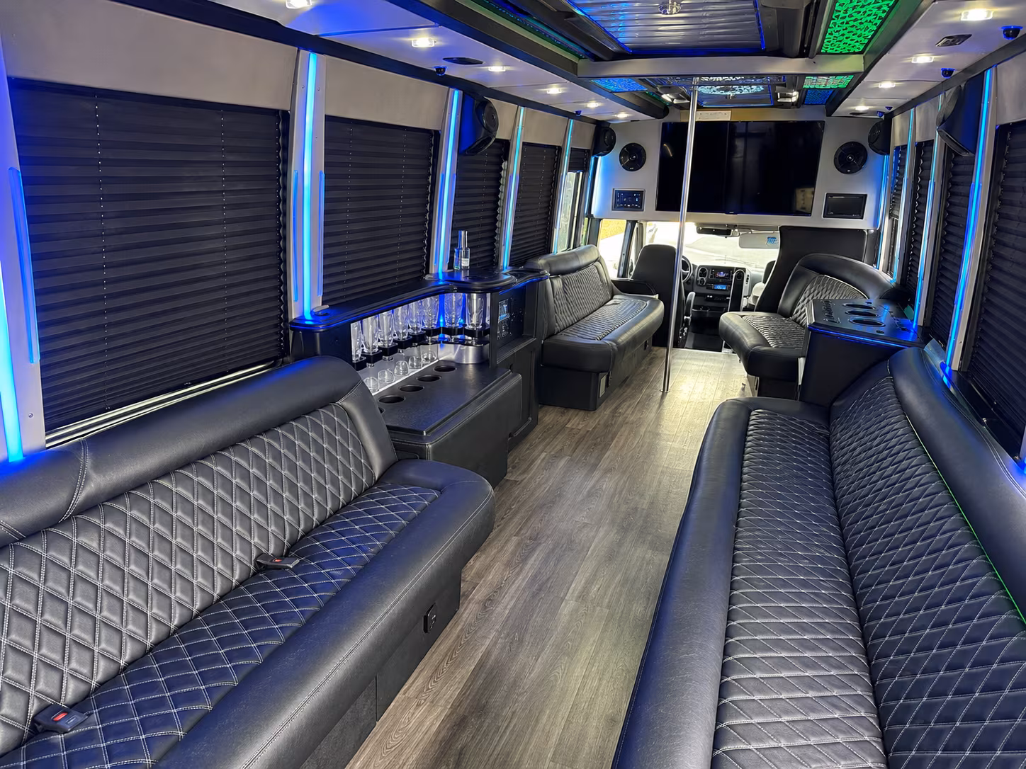 El Cajon Homecoming & Prom Party Bus Rentals