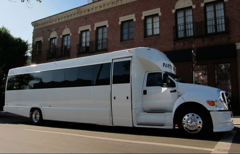 Vista 30 Passenger Party Bus White